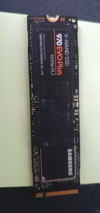 SSD NVMe: Samsung 980 PRO 1TB + 970 EVO Plus 500GB + WD SN810 512GB