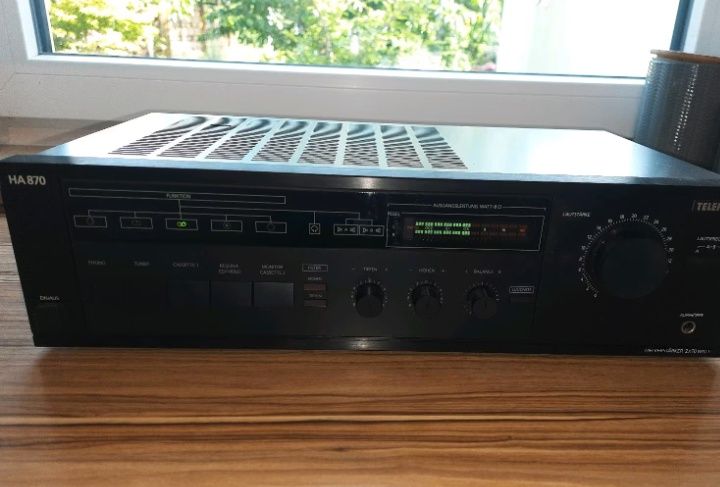 Продавам усилвател telefunken ha-870