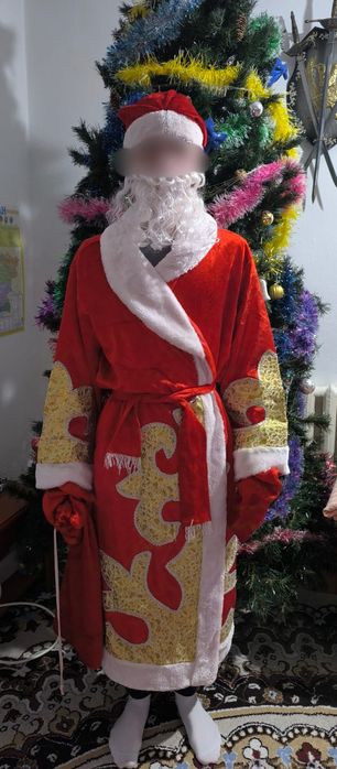 Аяз ата киімі жалға беріледі