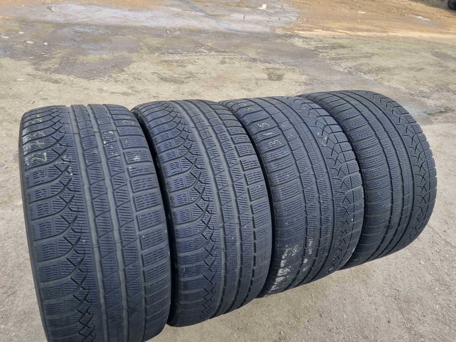 SET 4 Anvelope Iarna 275/35 R21 + 315/30 R21 PIRELLI P Zero Winter