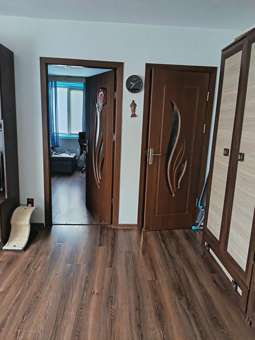 Vând apartament 2 camere