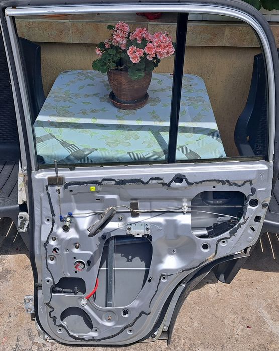 Задна дясна врата за Сузуки гранд витара 1998-2005