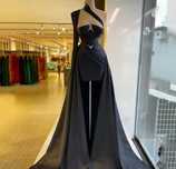De vânzare rochie de seară neagră