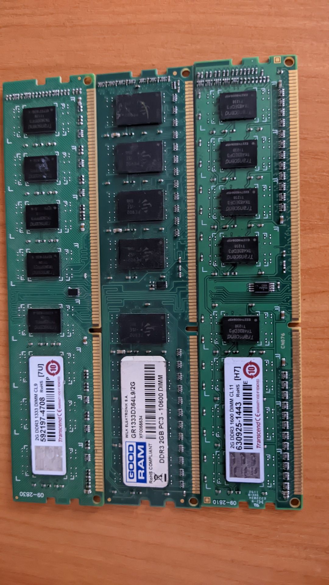 Продам оперативную память ddr3 2 Gb