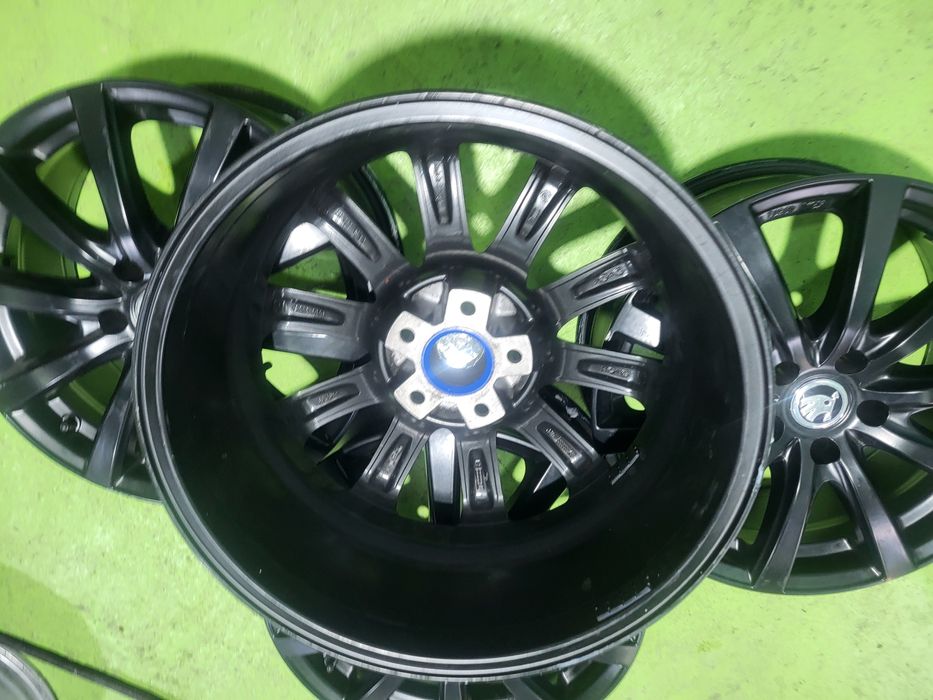 18 5x112 Skoda лети джанти 5х112 шкода
