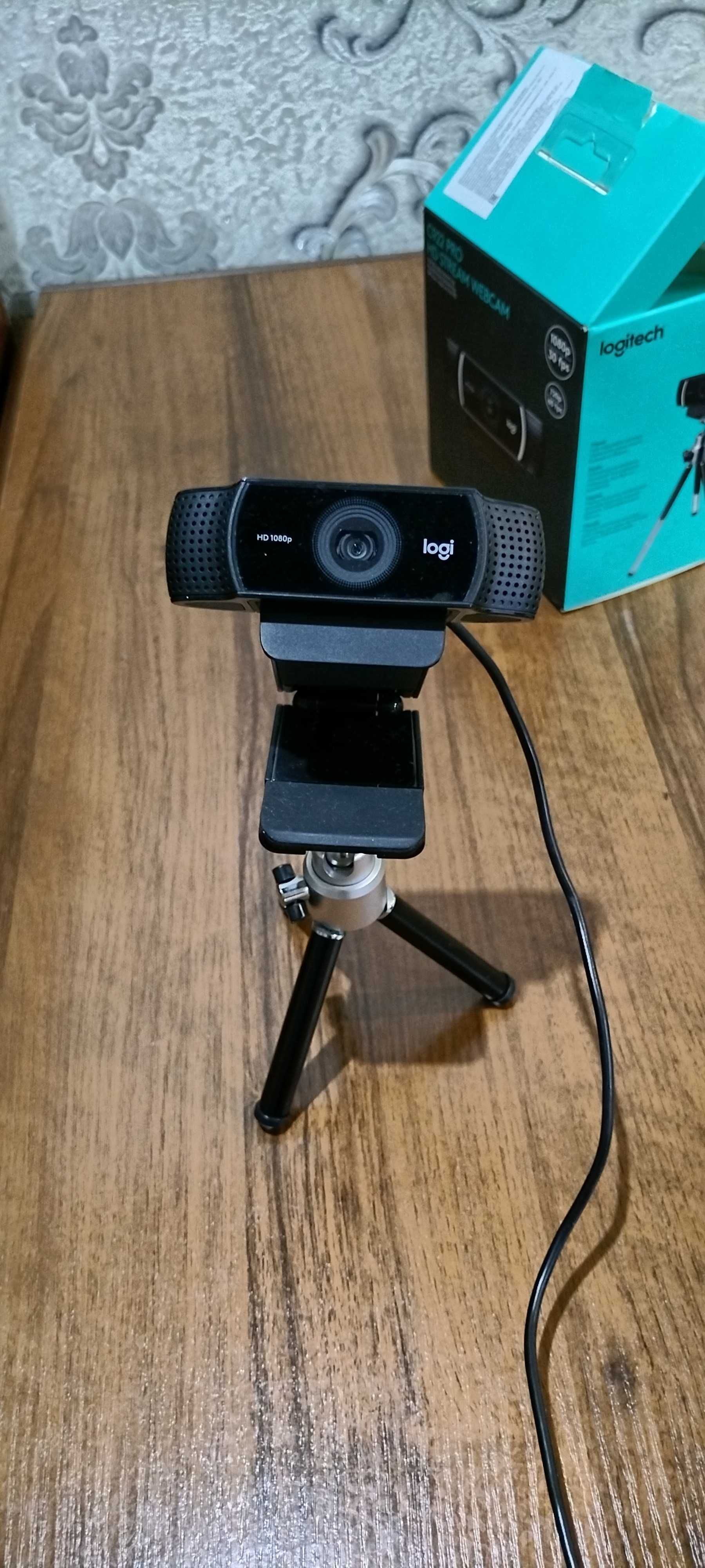 Веб-камера c920 pro Logitech