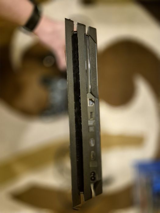 Ps4_pro_1Tb + 32 games