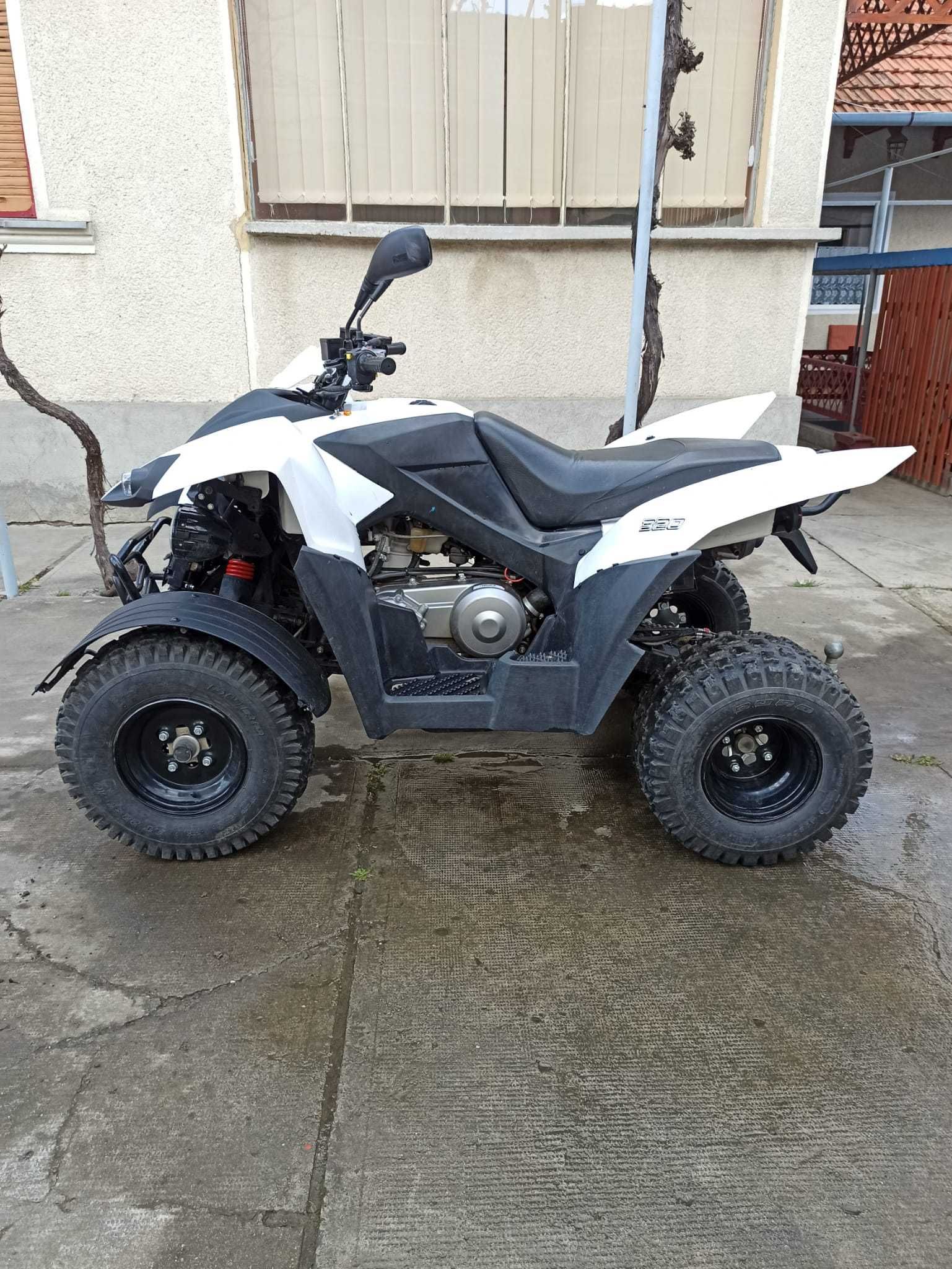 Vând ATV Adly 320 cc