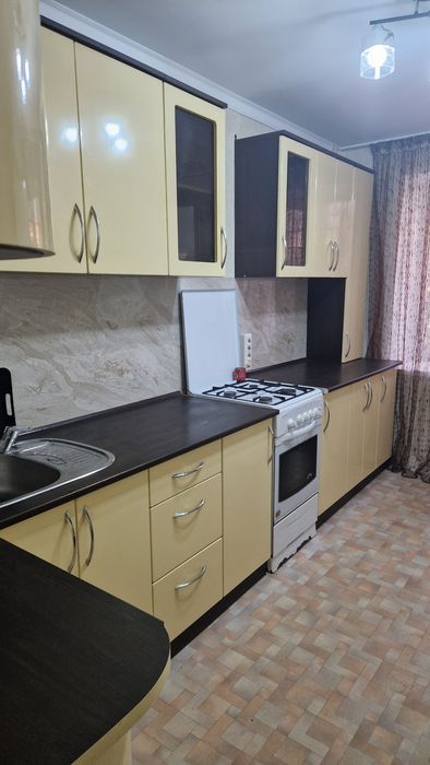 Сдам 2 комнатную квартиру в районе вокзала