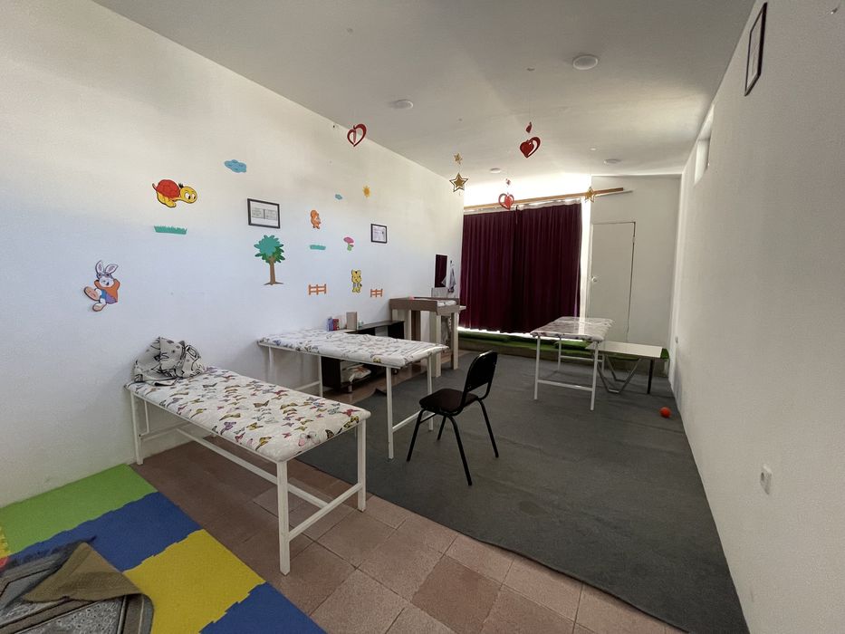 Своя, 1- линия, 1,2 сот, парковка 10+ авто