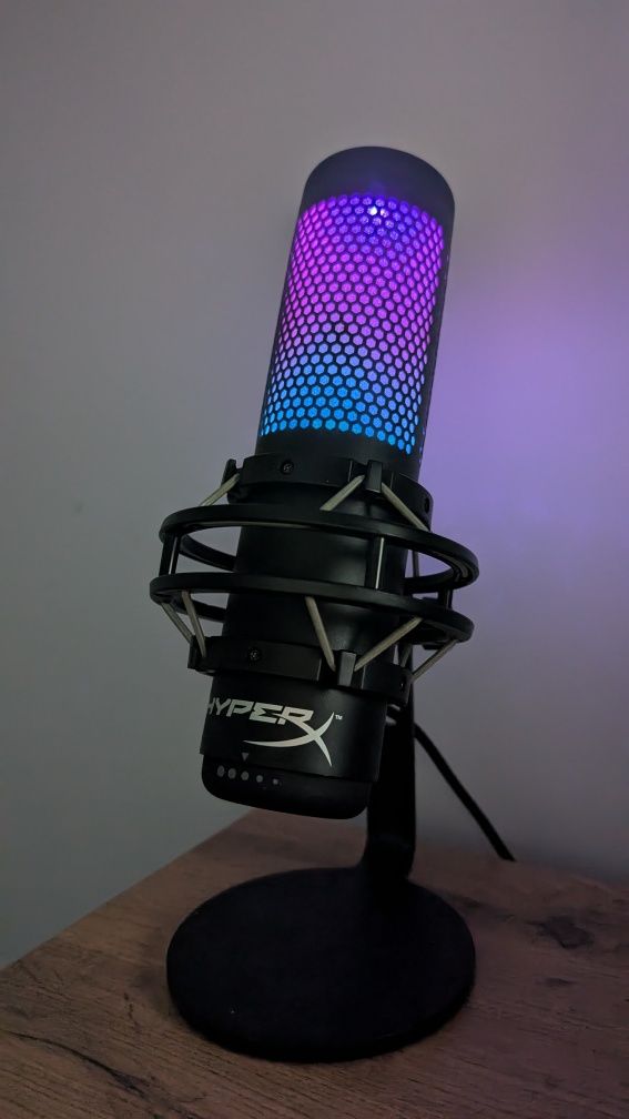 Микрофон HyperX QuadCast S