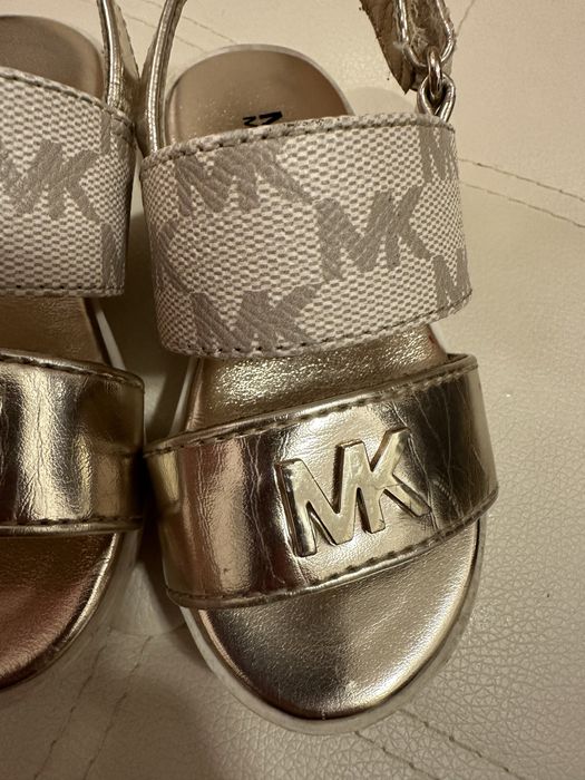 Sandale aurii fetita Michael Kors 21