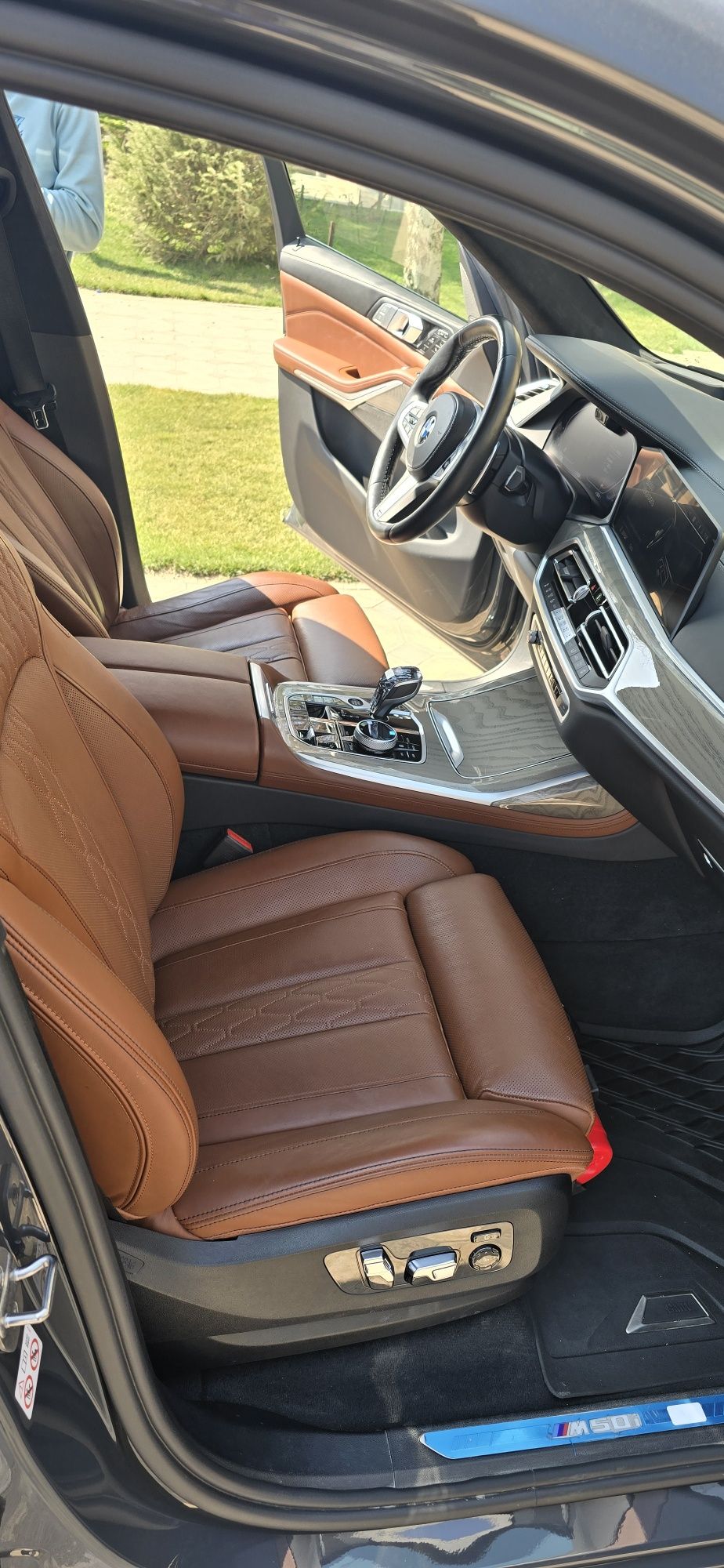 BMW X7 M50 i  USA