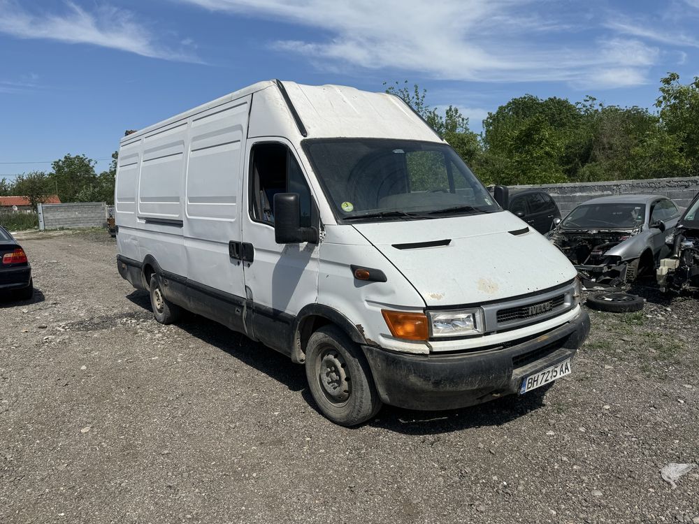 Iveco daily 35s11 2.8 125 ka 6 sk само на части