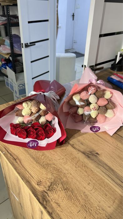 Астана клубника в шоколаде