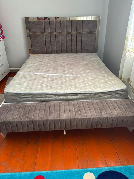 Кровать дву спалка в отличном состояние