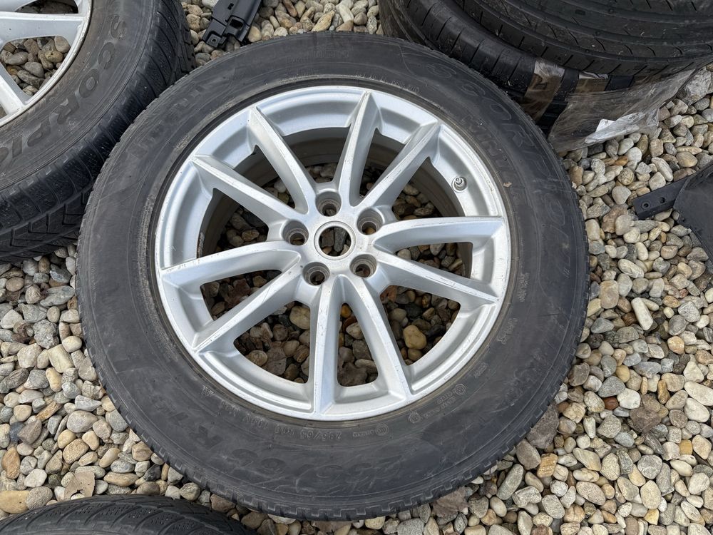 Set jante R19 anvelope iarnă Pirelli 235/65/19 Range Rover Sport/Vogue