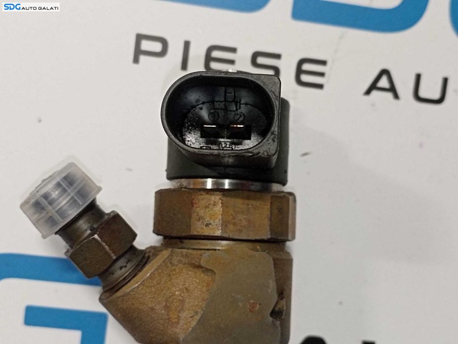 Injector Mercedes W203 Clasa C Class C270 2.7 CDI 2000 - 2007 Cod A6110700687 0445110025 [M6899]