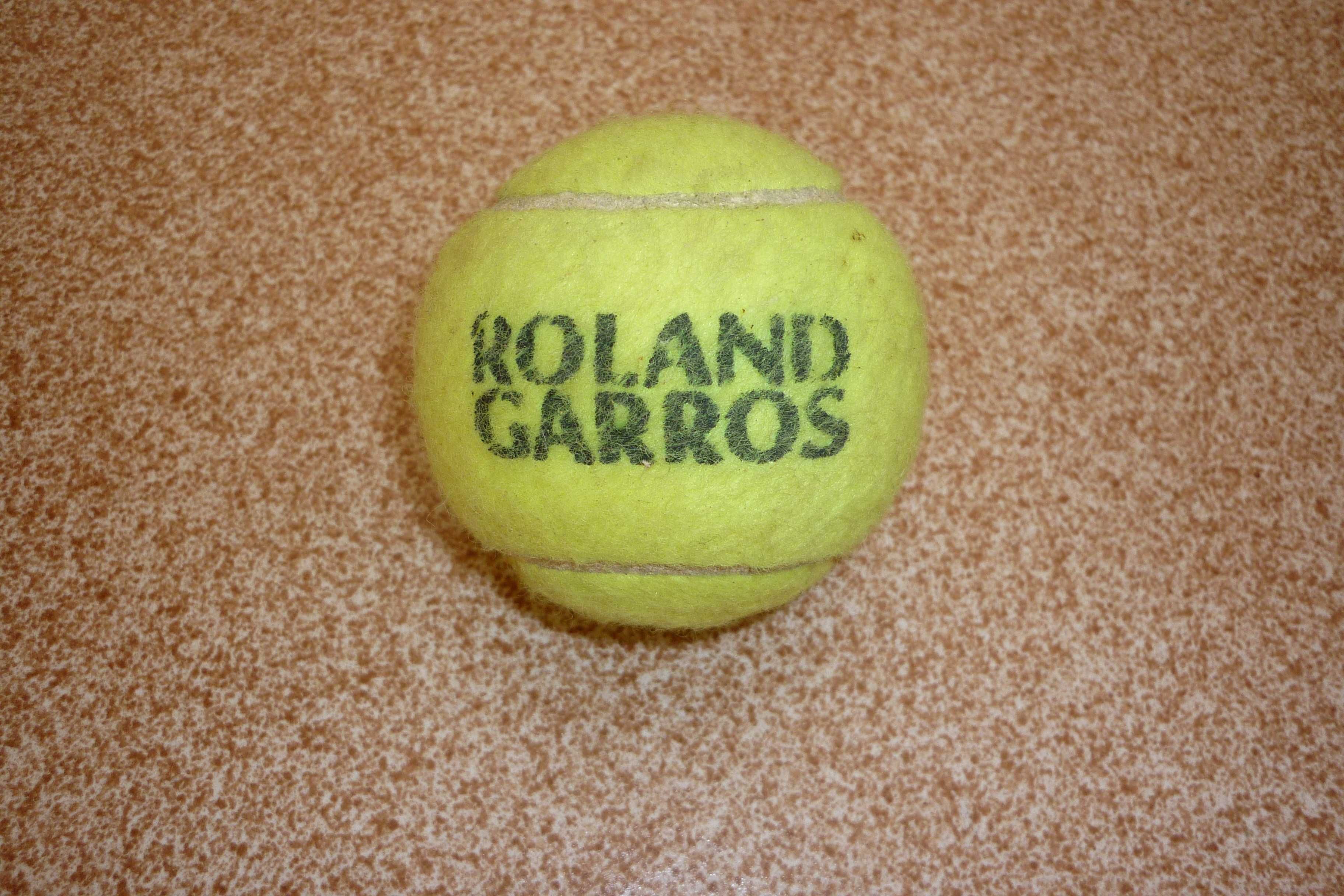 Топче за тенис на корт "Roland Garros"