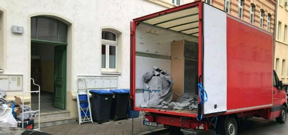 ЧИСТОТА ШУМЕН ЕООД и региона Почистване на апартаменти къщи гаражи