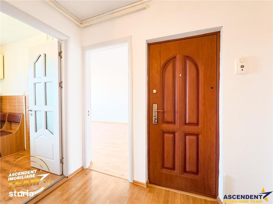 Tur 3D! Apartament luminos,decomandat, renovat,3 camere,Lenin,Sfantu G