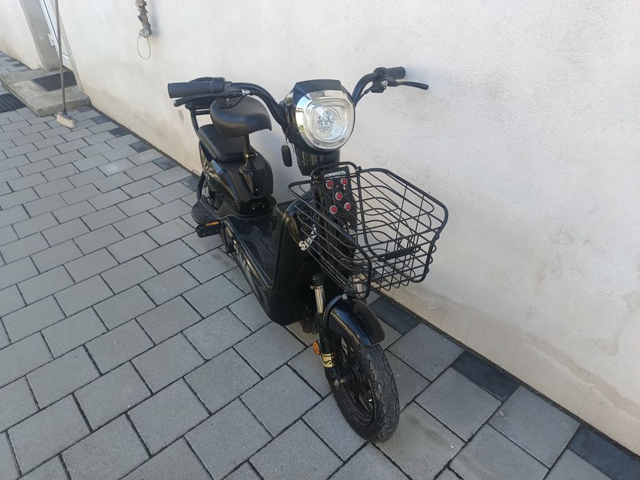 Moto Scuter electric
