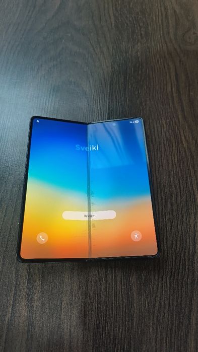 Samsung Z fold 4