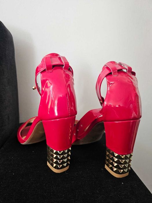 Сандали INGILIZ естествен лак