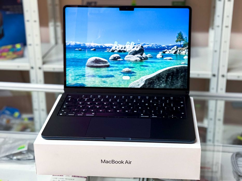 MacBook Air M3, 13”, 8GB RAM, 512GB SSD + подарък: Apple Magic Mouse