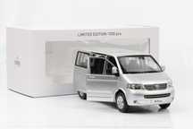 Macheta colectie jucatie volkswagen transporter multivan t5 norev 1:18