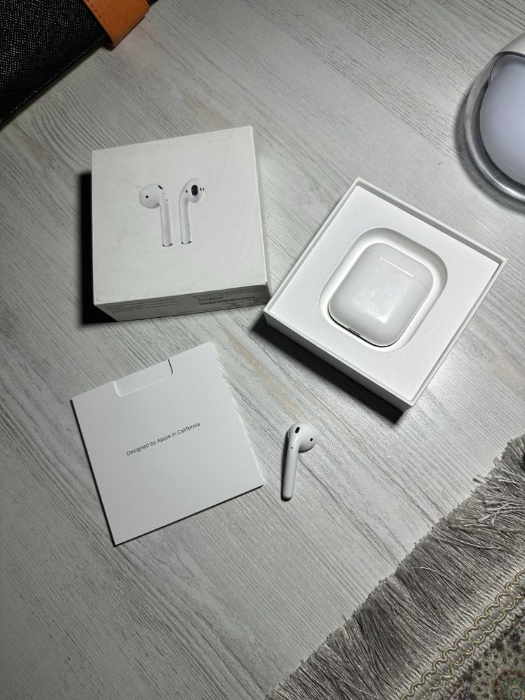 AirPods 2 оригинал — кейс + правый наушник + коробка + кабель