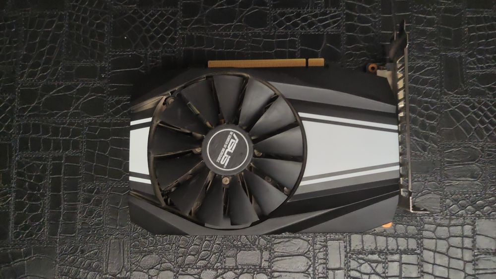 Продаю видеокарту gtx 1660