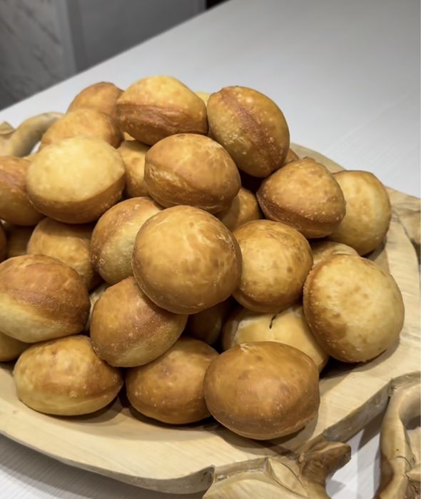 лпілдек, балдай, жаңа піскен бауырсақтар дайын!