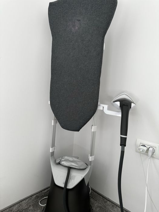 Aparat de călcat vertical Philips GC628/80