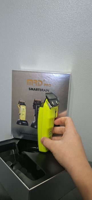 Vand Masina de tuns MRD-SmartBrain