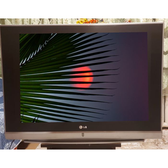 Отличный Телевизор LG