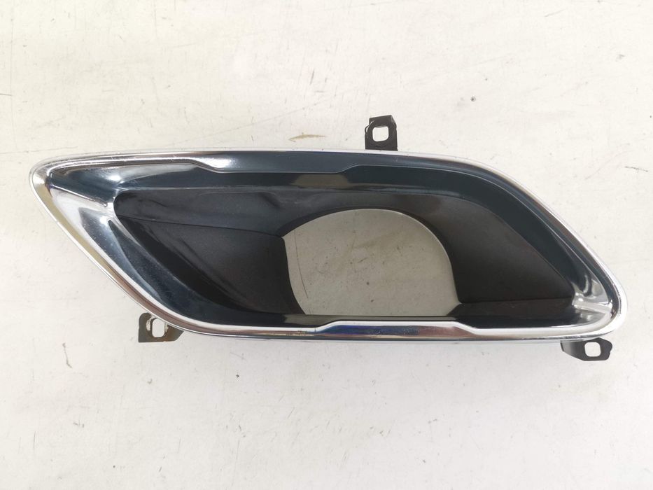 Орнамент Тип Изпускателна Система Дясна Страна БМВ Серия 8 / BMW Seria