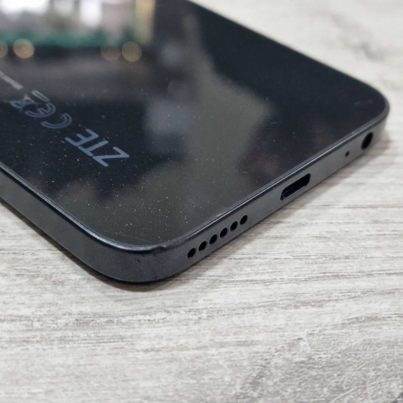 Смартфон ZTE Blade V70 Vita, Dual SIM, 4GB RAM, 256GB