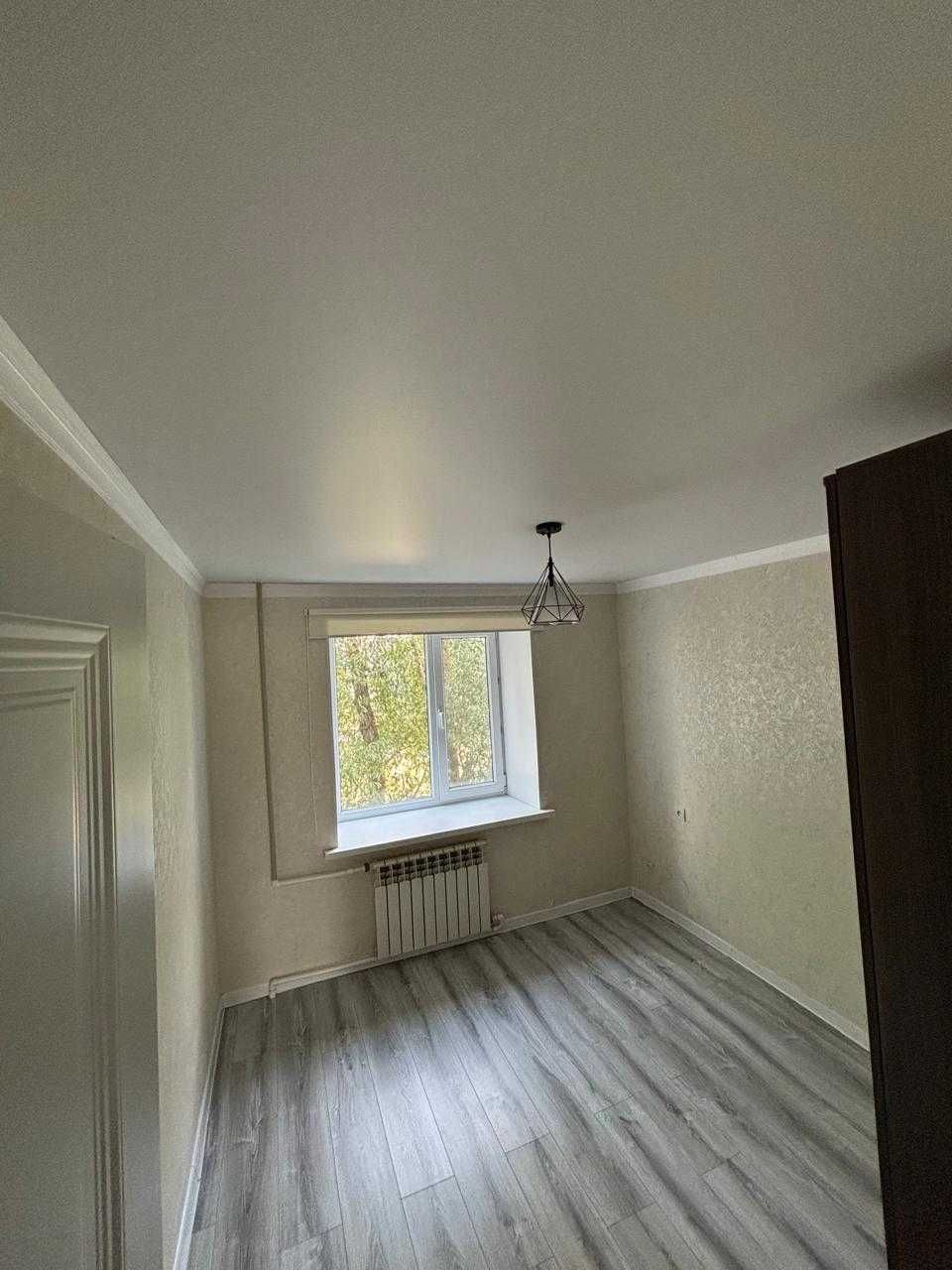 Продам 3 комнатную квартиру в городе Алга 4 мкр.дом 5 на 2 этаже