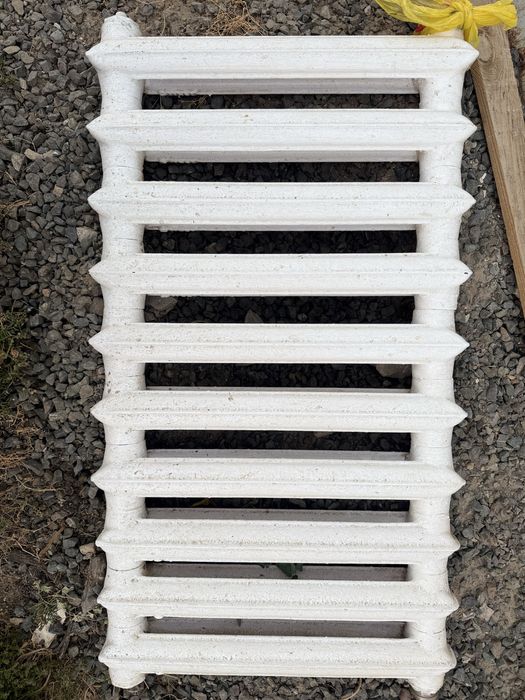 Продам чугунный батарея б/у хорошим состояние