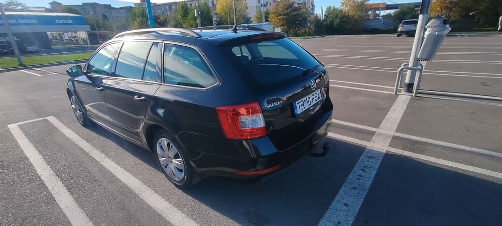 Vând Skoda Octavia 3 automata