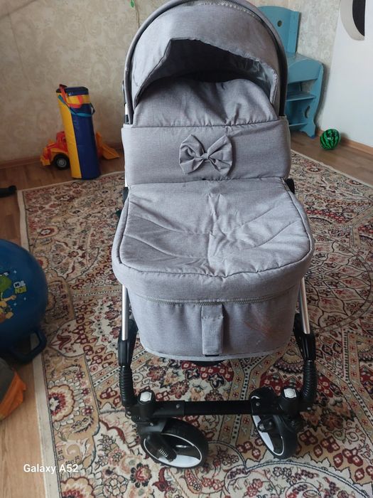 Продам детскую коляску