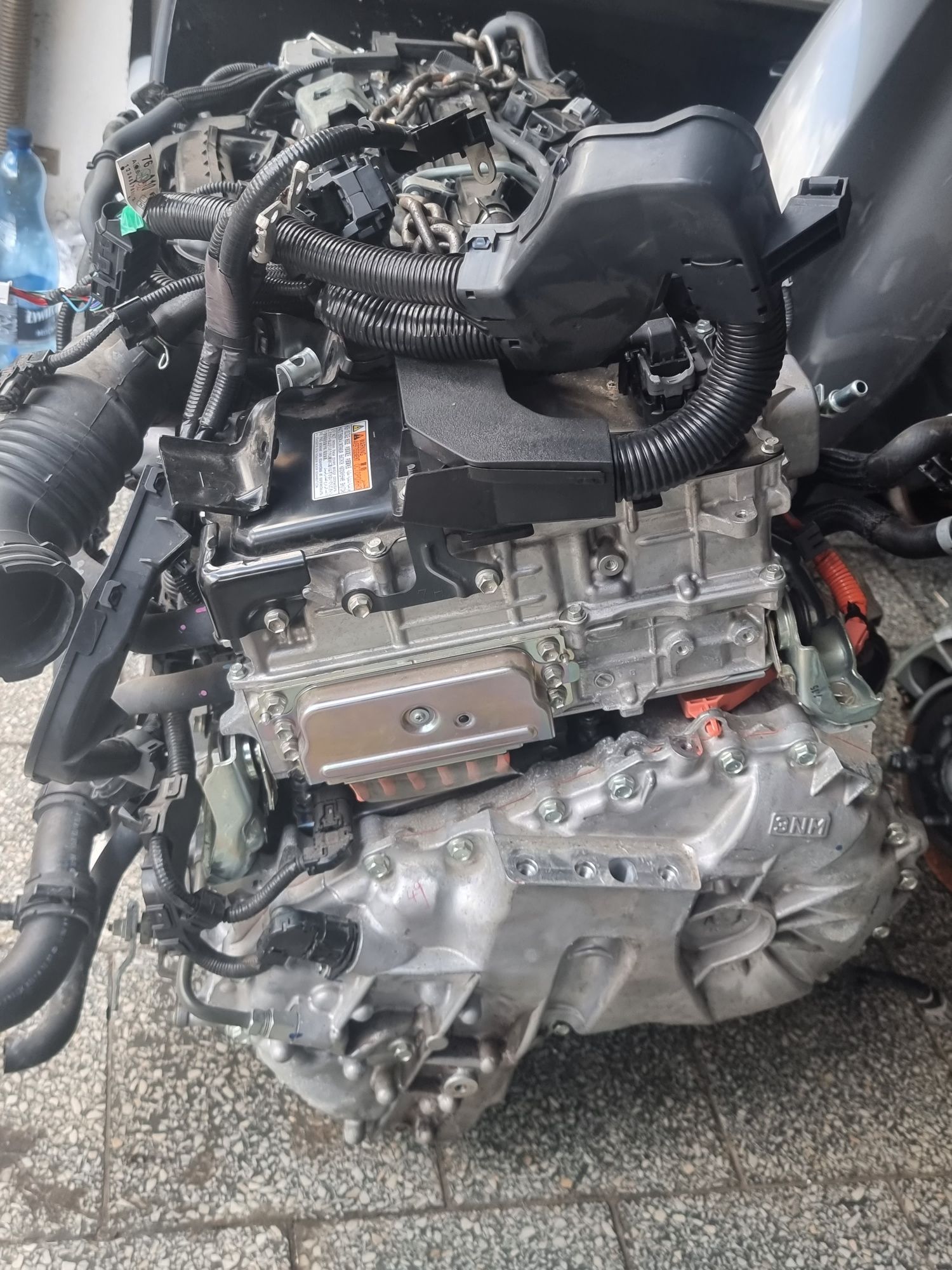 Lexus ux hybrid motor cutie viteza invertor practic noi