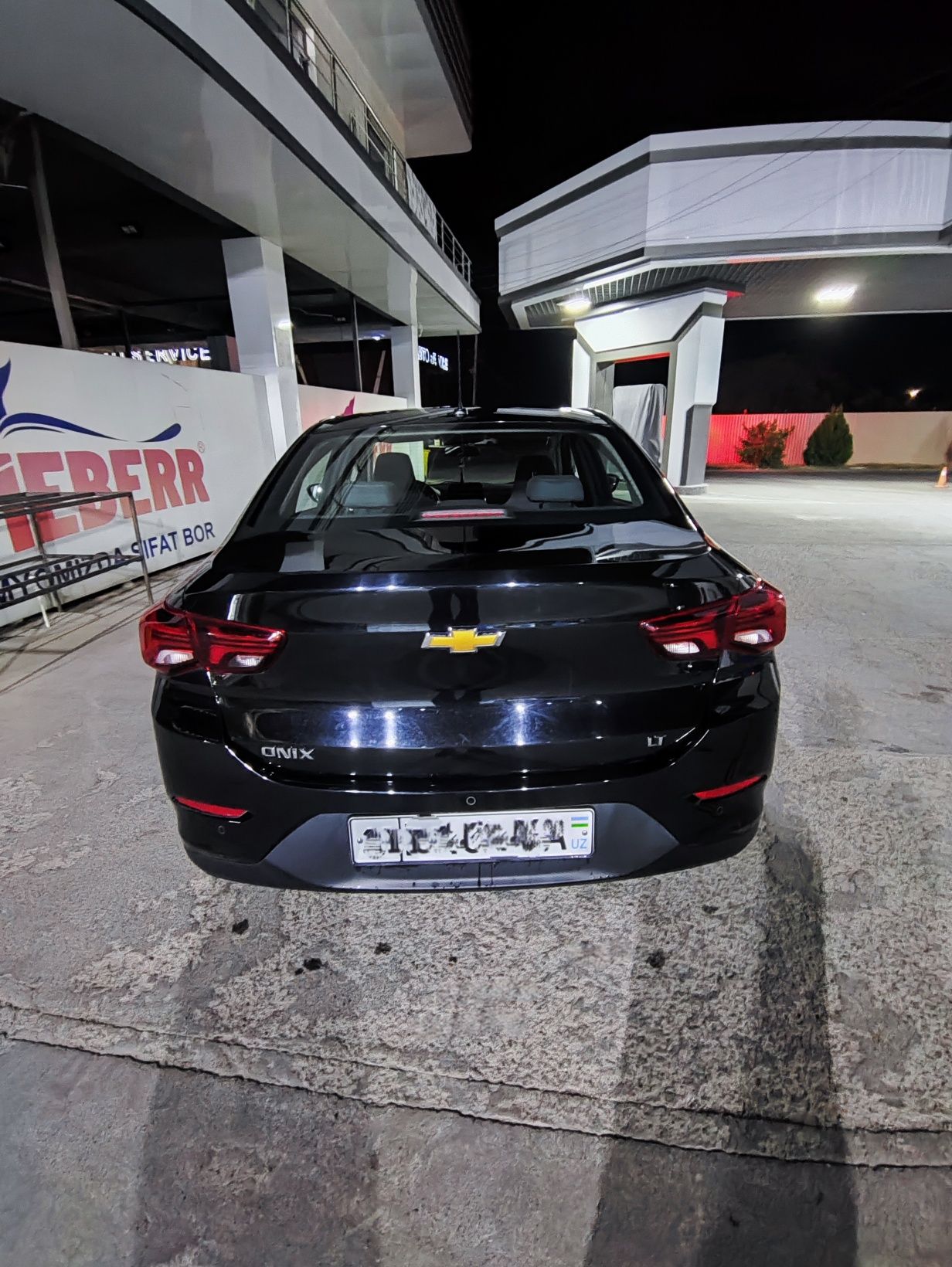 Chevrolet Onix MT