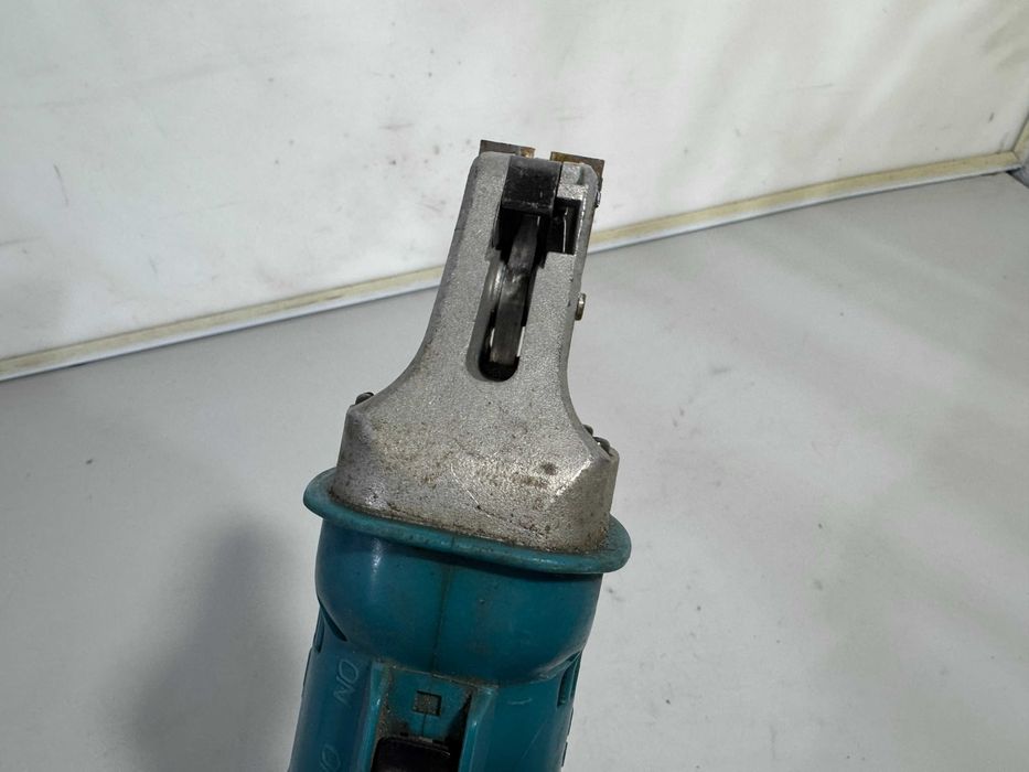 Ножица за ламарина - Makita 260 W / 110 V