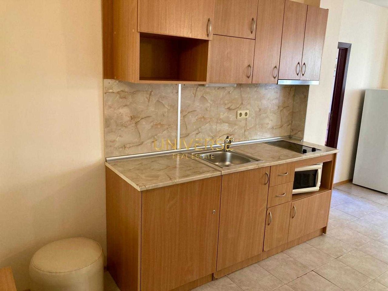 Продава се Тристаен апартамент в к.к. Слънчев бряг - 76 кв.м за 994 €/кв.м - Снимка #3