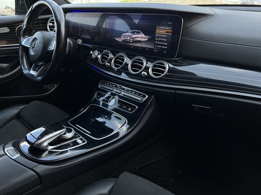 Mercedes-Benz E 200 ///AMG ///2016