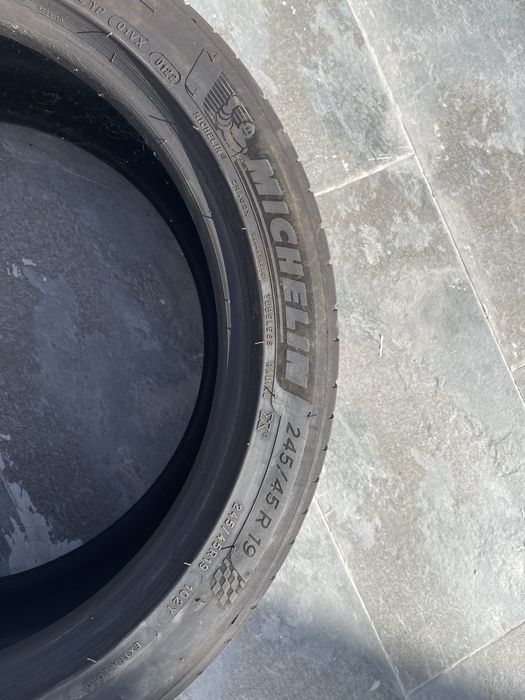 Vand cauciucuri 245/45 r19