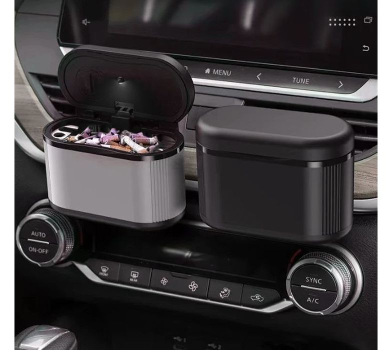 Пепелник или кошче за кола с Led