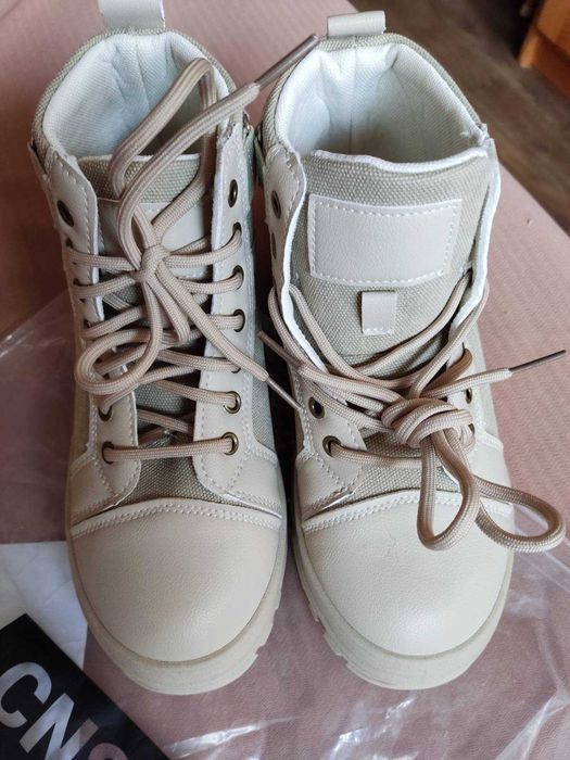 Боти, цвят "Каки", дължина на стелката 228мм